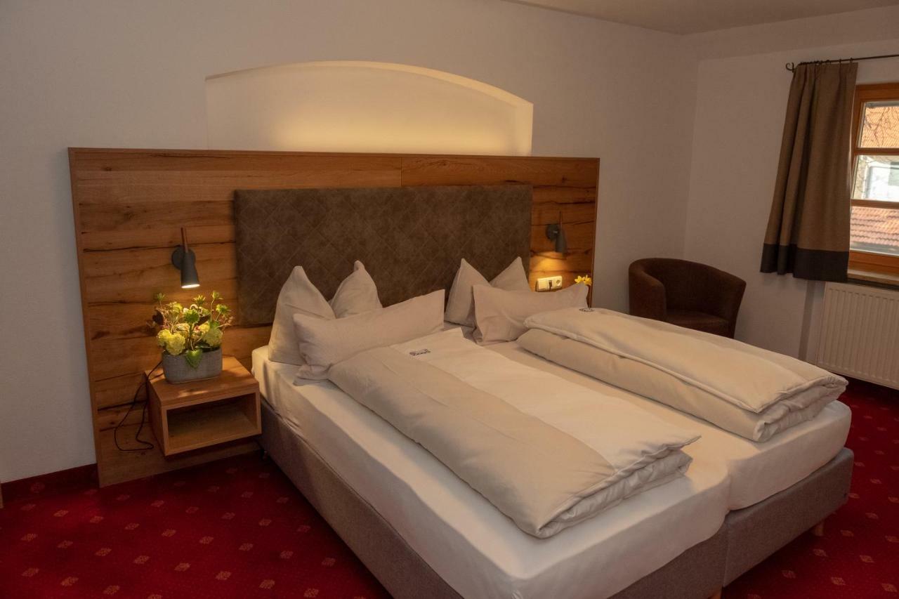 Der Obere Wirt Zum Queri Hotel Andechs Exterior photo